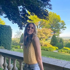 Meet your Posher, Lorea